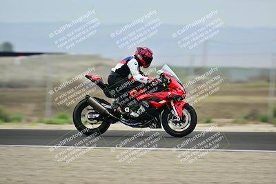 media/Apr-18-2025-TrackDaz (Fri) [[45f5874c44]]/C Group/Session 1 (Turn 7)/